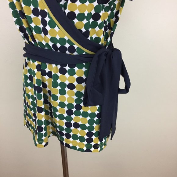 BCBGMAXAZRIA Multi Color Dots Style Print Belted Short Sleeve Wrap Shirt Top - Picture 5 of 9